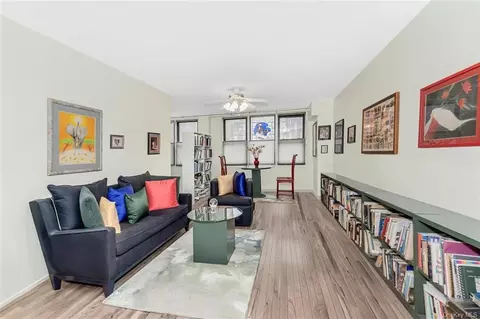 3121 Middletown Rd #1C, New York, NY 10461