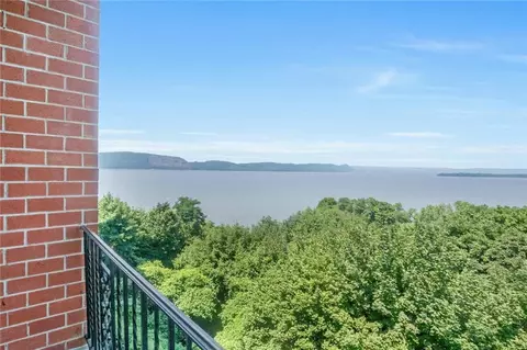 16 Rockledge Ave #4C-2, Ossining, NY 10562