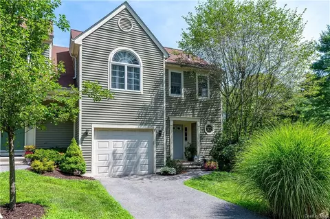 3004 Canterbury Way, Mount Kisco, NY 10549