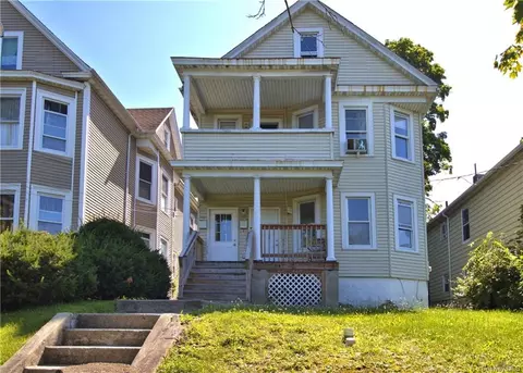 137 Washington St, Poughkeepsie, NY 12601
