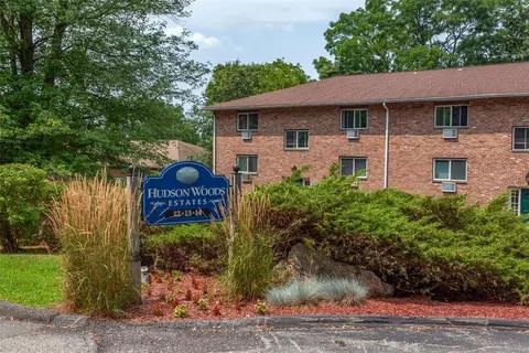 14 Scenic Dr #I, Cortlandt, NY 10520
