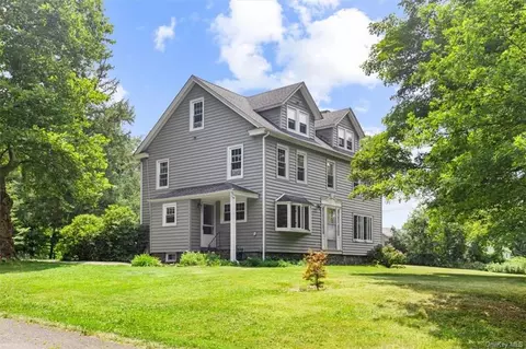 508 Beattie Rd, Rock Tavern, NY 12575