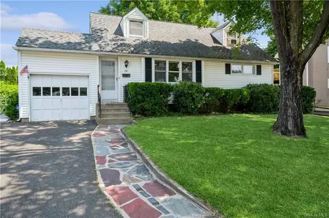 24 Wenzel Ln, Stony Point, NY 10980