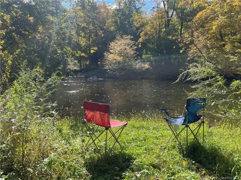 1112 Jackson Corners Rd, Gallatin, NY 12523