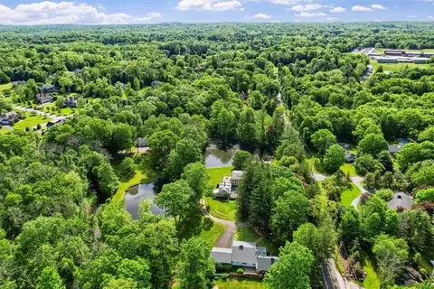 10 Viola Rd, Ramapo, NY 10901