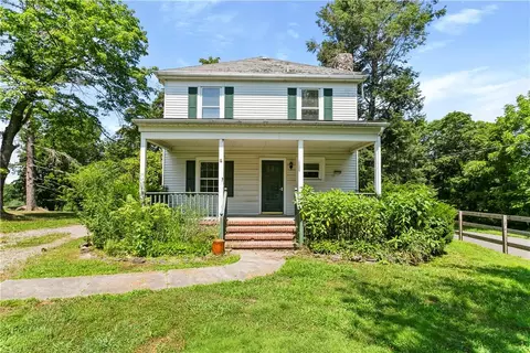 41 Marlorville Rd, Wappinger, NY 12590