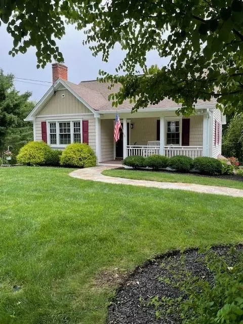 214 Wood St, Mahopac, NY 10541