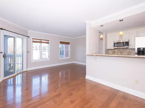 333 N State Rd #42, Briarcliff Manor, NY 10510