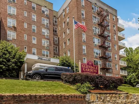 125 Bronx River Rd #2A, Yonkers, NY 10704
