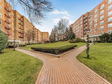 1300 Midland Ave #C58, Yonkers, NY 10704