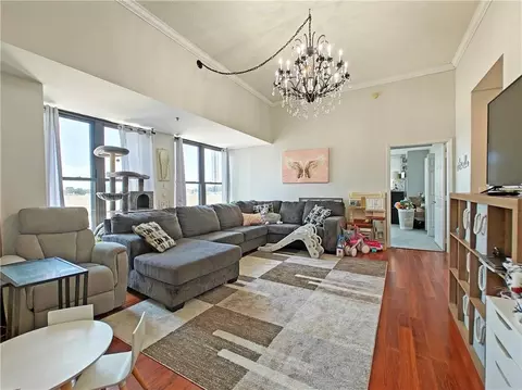 100 New Roc City Plz #122, New Rochelle, NY 10801