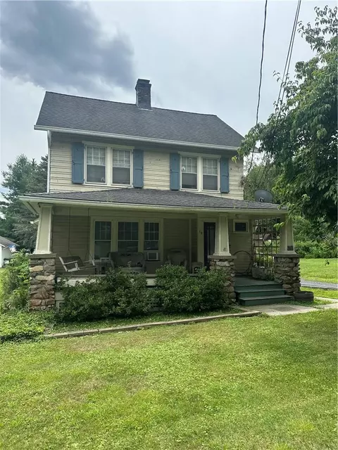 36 Colonial Ave, Warwick, NY 10990