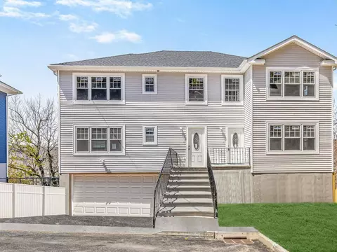 47 Lincoln Ter, Yonkers, NY 10701