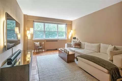 235 Garth Rd #A1E, Scarsdale, NY 10583