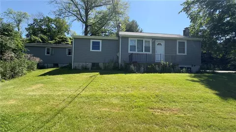 55 Tompkins Rd, Union Vale, NY 12585