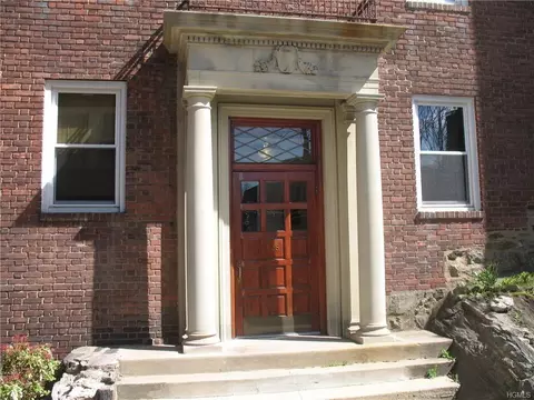 56 Sagamore Rd #1B, Bronxville, NY 10708