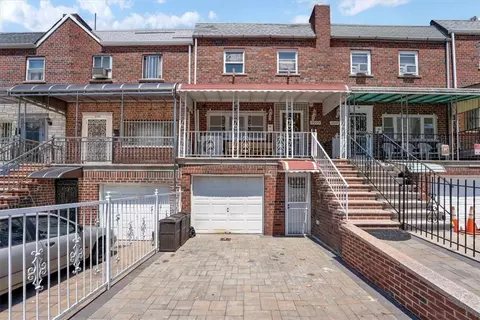 2025 Watson Ave, Bronx, NY 10472