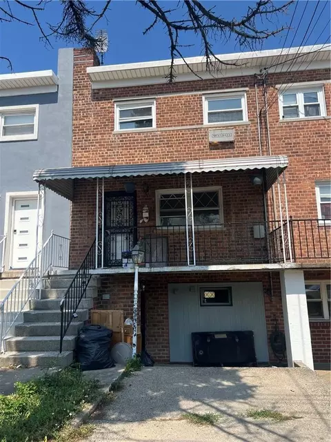 250 Revere Ave, New York, NY 10465