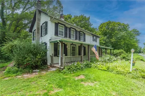 405 New Paltz Rd, Lloyd, NY 12528