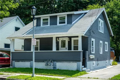 16 Fitchett St, Poughkeepsie, NY 12601