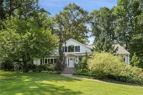 23 Springdale Rd, Scarsdale, NY 10583