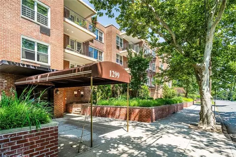 1299 Palmer Ave #229, Larchmont, NY 10538