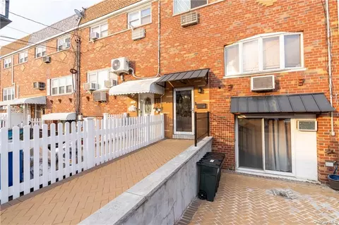 1116 Ellsworth Ave, New York, NY 10465