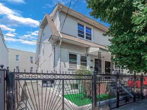 2407 Buck St, New York, NY 10461