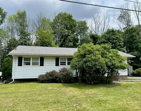 15 Burton Ave, Thompson, NY 12701