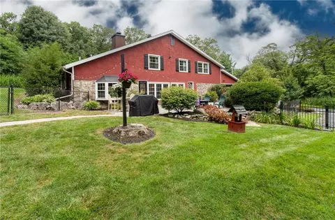 45 Rumsey Rd, Greenwood Lake, NY 10925
