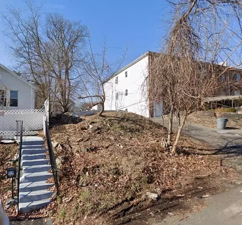 3423 Hunter Ave, New York, NY 10475