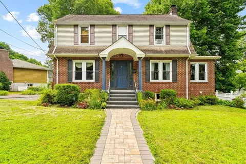 1 Quincy Ln, Yonkers, NY 10710