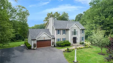 51 Sabrina Ct, Kent, NY 12531