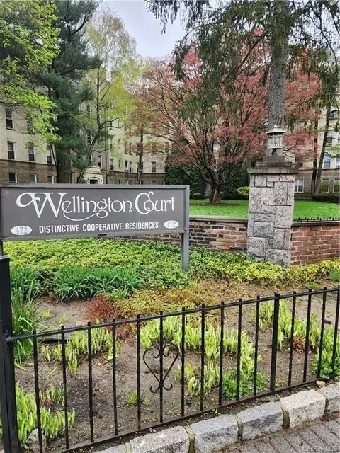 472 Gramatan Ave #Q5, Mount Vernon, NY 10552