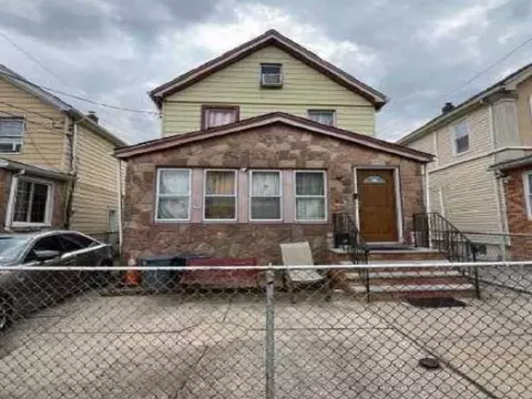91-12 187th Pl, New York, NY 11423