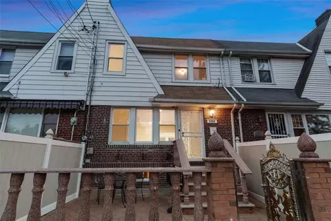 2508 Mickle Ave, New York, NY 10469
