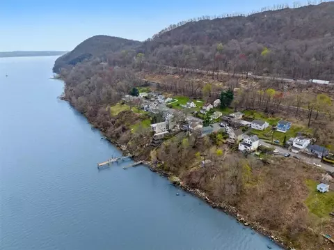 30 Riverside Ave, Haverstraw, NY 10927