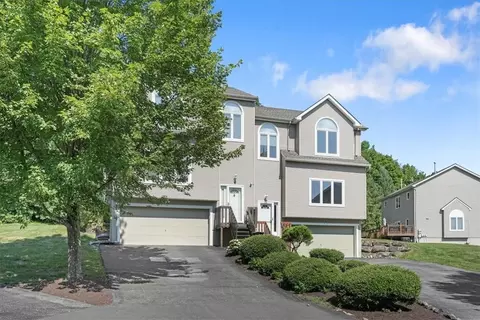 6 Ledge View Ct, Woodbury, NY 10930