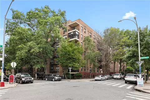 665 Thwaites Pl #5T, New York, NY 10467