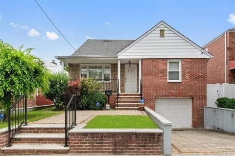 2506 Kingsland Ave, Bronx, NY 10469