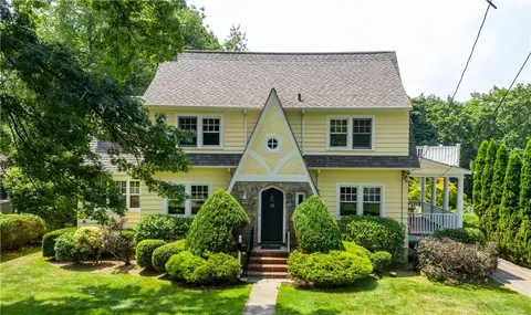 11 Burling Ave, White Plains, NY 10605