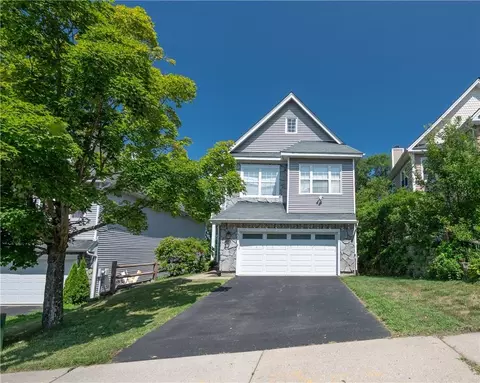 120 Benefield Blvd, Peekskill, NY 10566