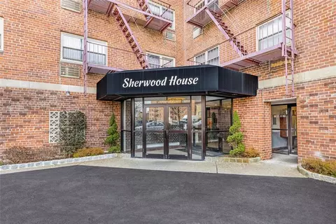 20 Secor Pl #4V, Yonkers, NY 10704