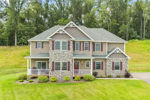 67 Joyce Way, New Windsor, NY 12553