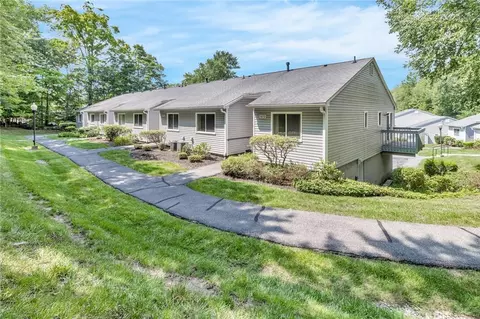 147 Flintlock Way #D, Yorktown, NY 10598
