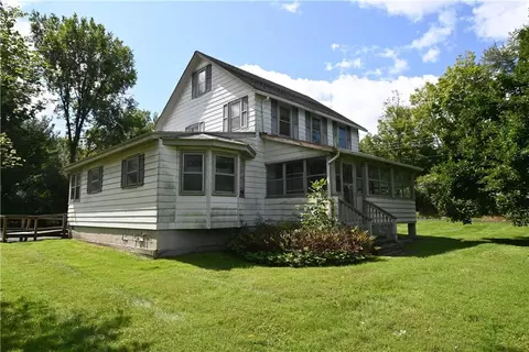 586 Riley Rd, New Windsor, NY 12553