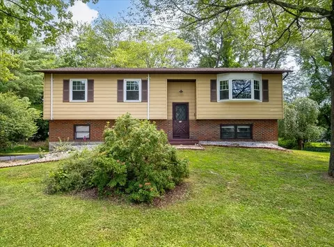 22 N Mission Rd, Wappingers Falls, NY 12590