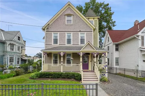 173 Depew St, Peekskill, NY 10566