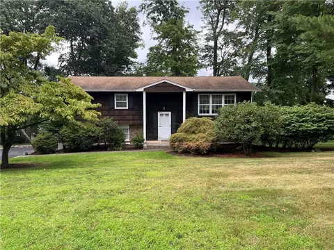 24 Gerke Ave, Clarkstown, NY 10956