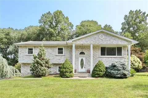 45 N Park Ter, Clarkstown, NY 10920